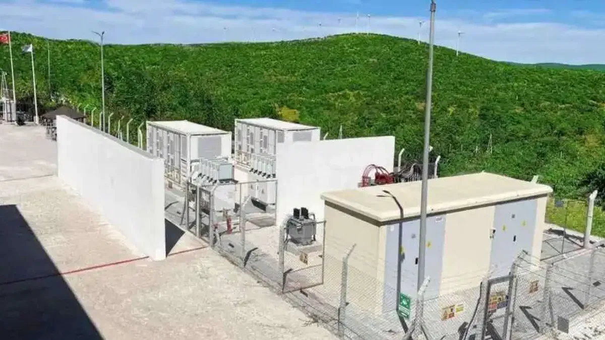 Polat Enerji, Türkiye’nin İlk Entegre Elektrik Depolama Sistemini Devreye Aldı
