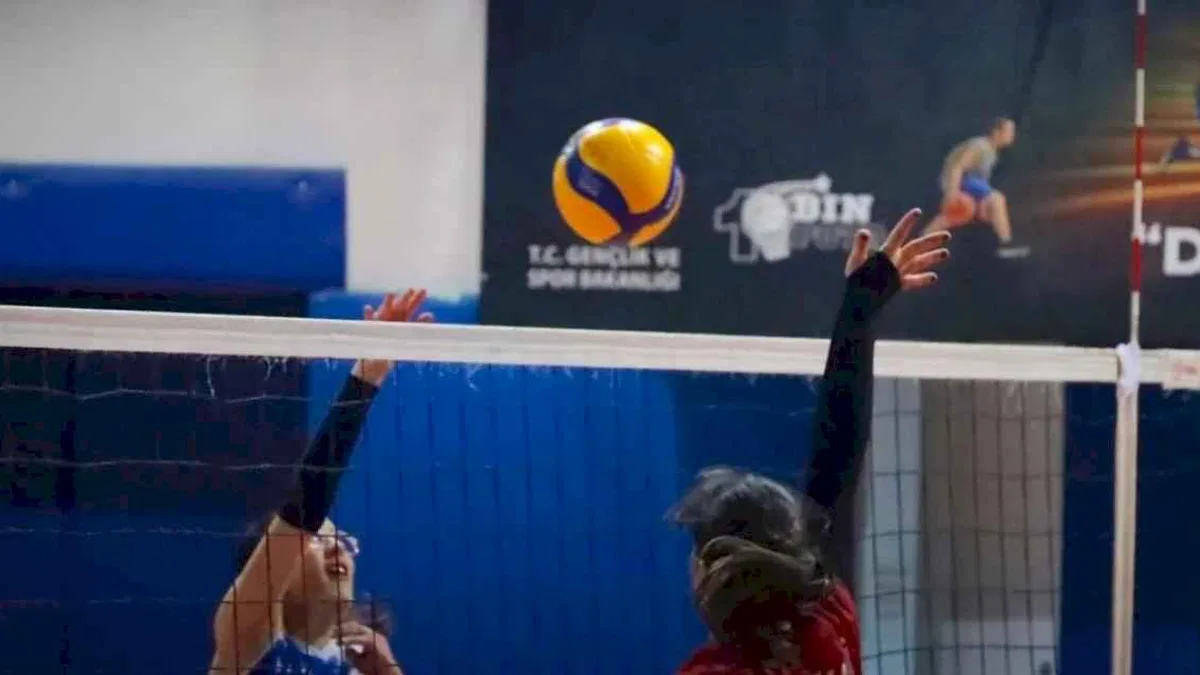 Bursa-Artvin iş insanlarından Artvinspor’a destek