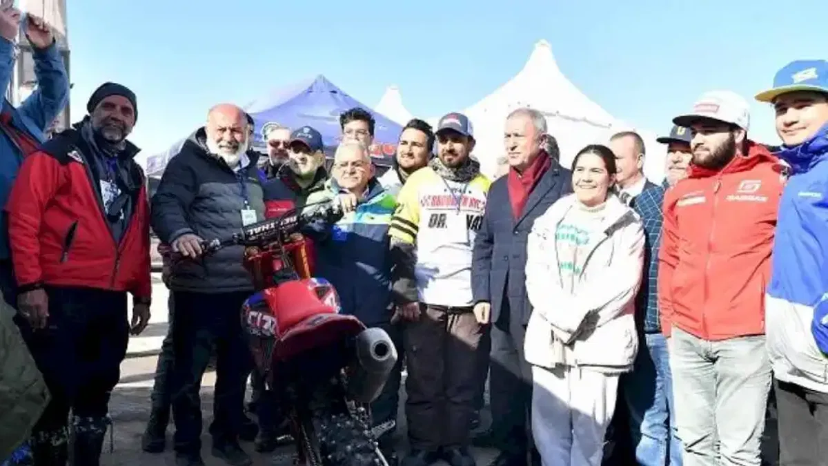 Başkan Büyükkılıç, Dünya Snowcross Şampiyonası Açılış Seremonisi’nde