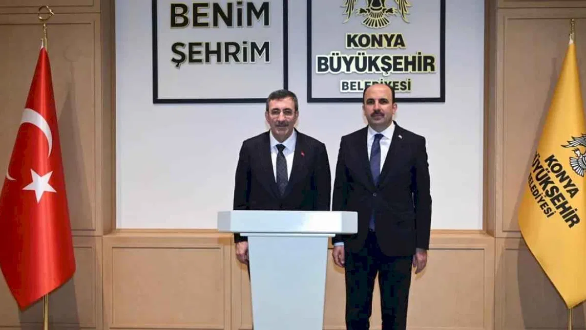 Cumhurbaşkanı yardımcısı Cevdet Yılmaz Başkan Altay'ı ziyaret etti