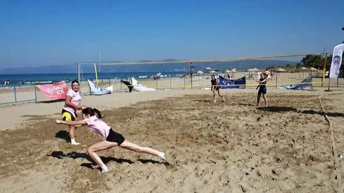 İzmir Efes Selçuk'ta Zafer Kupası gençleri buluşturdu