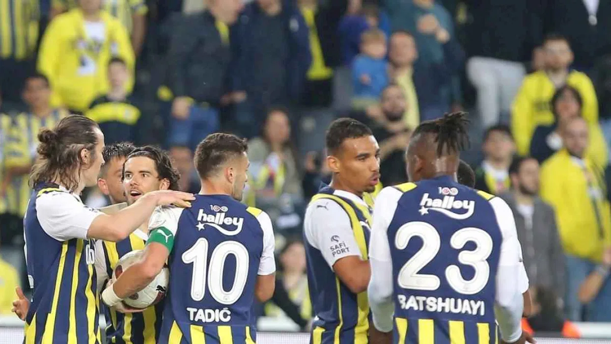 Fenerbahçe 3-0 Kayserispor (Maç Sonucu) Fenerbahçe evinde kazandı, iddiasını sürdürdü!