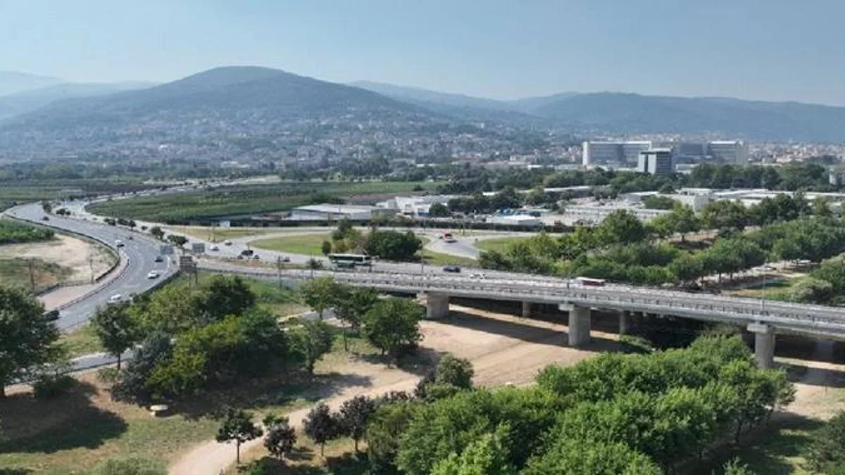 Bursa'da ulaşımda bir düğüm daha çözüldü