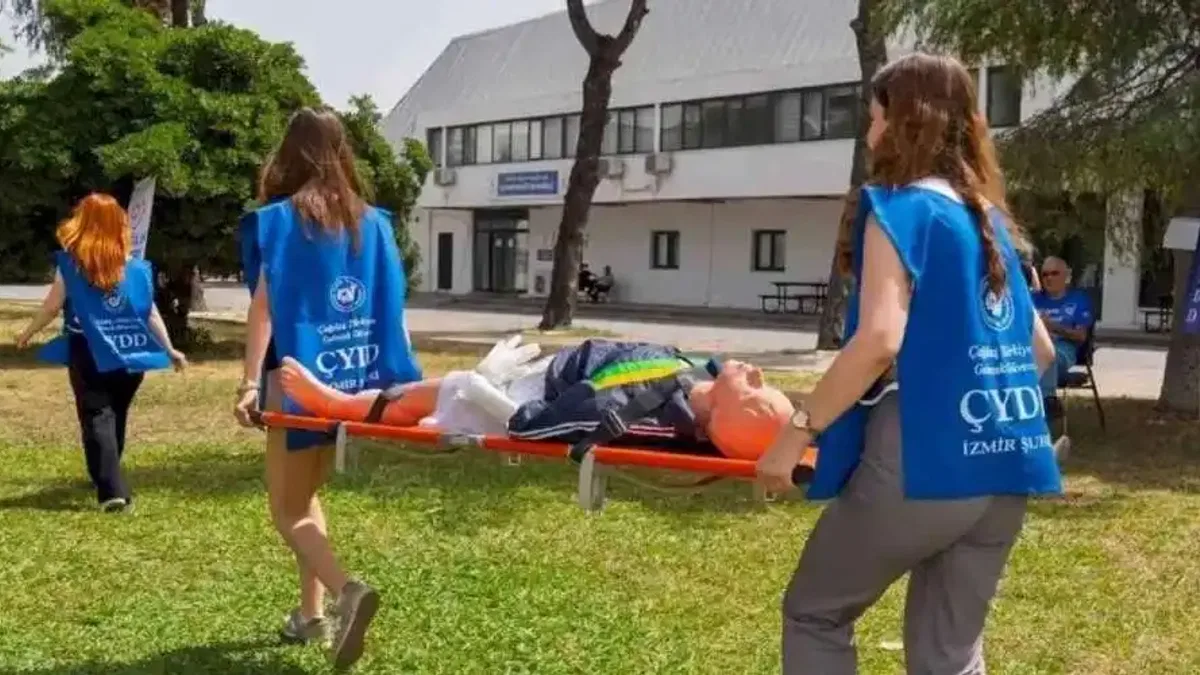 İlk Yardım Uygulama Turnuvası’nda zamanla yarıştılar