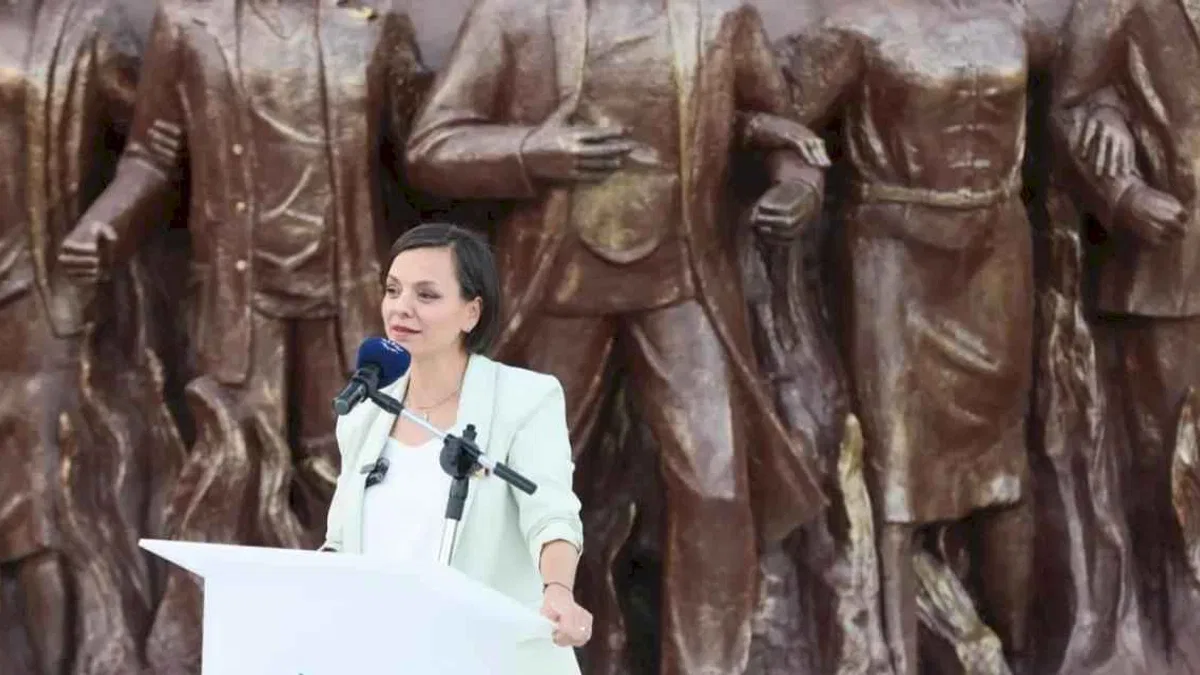 İzmir Karabağlar’da Madımak şehitleri anıldı