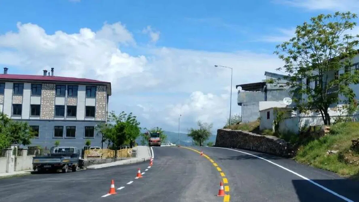 Malatya Büyükşehir'den Pütürge'de asfalt hamlesi