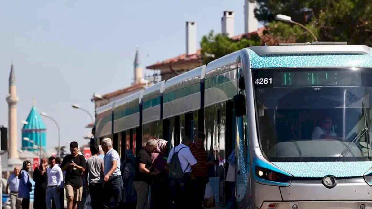 Konya Büyükşehir ulaşımda bayramlık tedbirlerini aldı