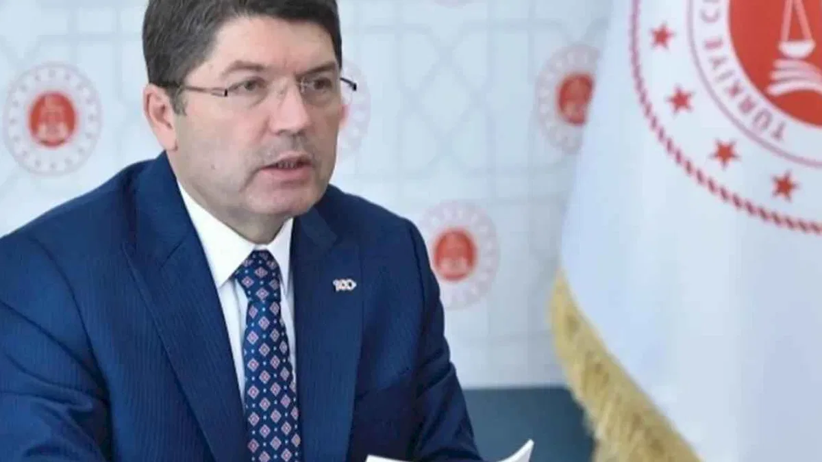Bakan Tunç: Güçlünün değil, haklının yanında olacağız