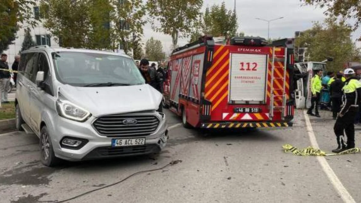 Kahramanmaraş'ta 5 aracın karıştığı kazada 15 kişi yaralandı