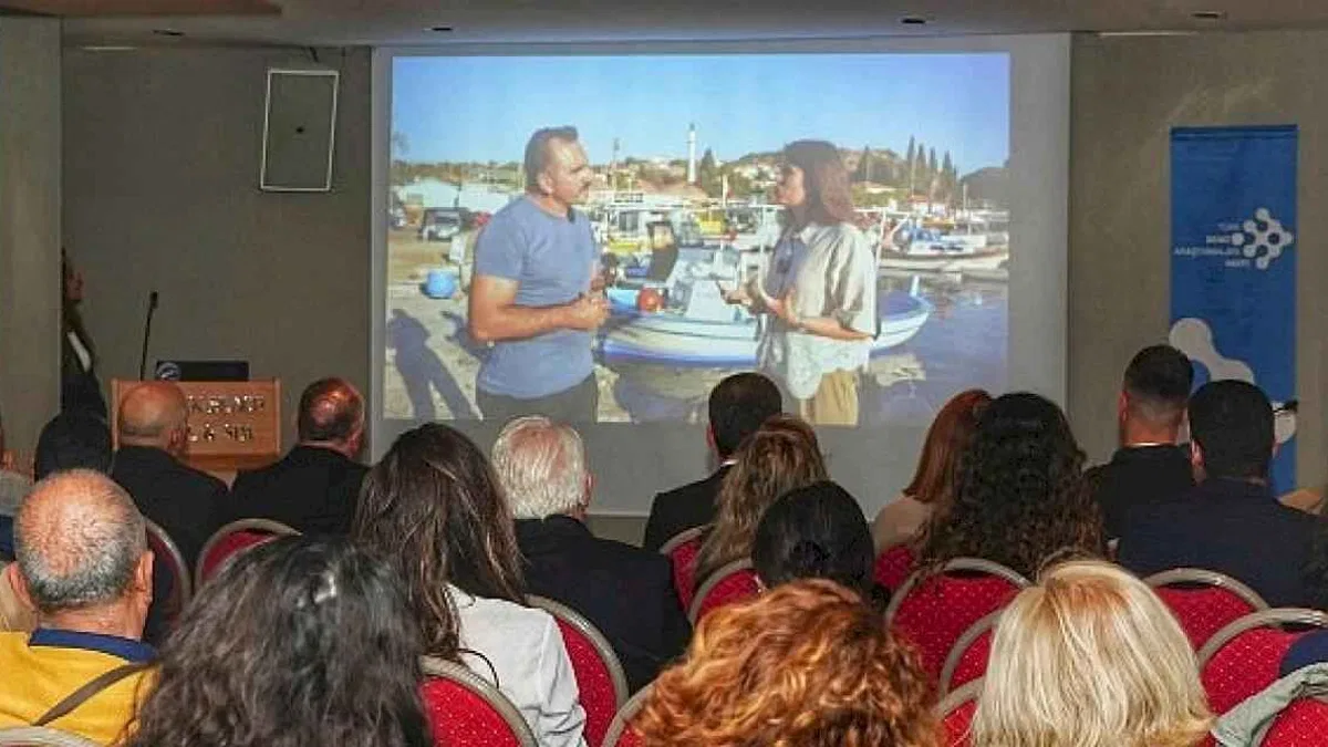Çeşme'de bir ilk: Çeşme Yarımadası Deniz Çevresi Sorunları ve Çözümleri Çalıştayı