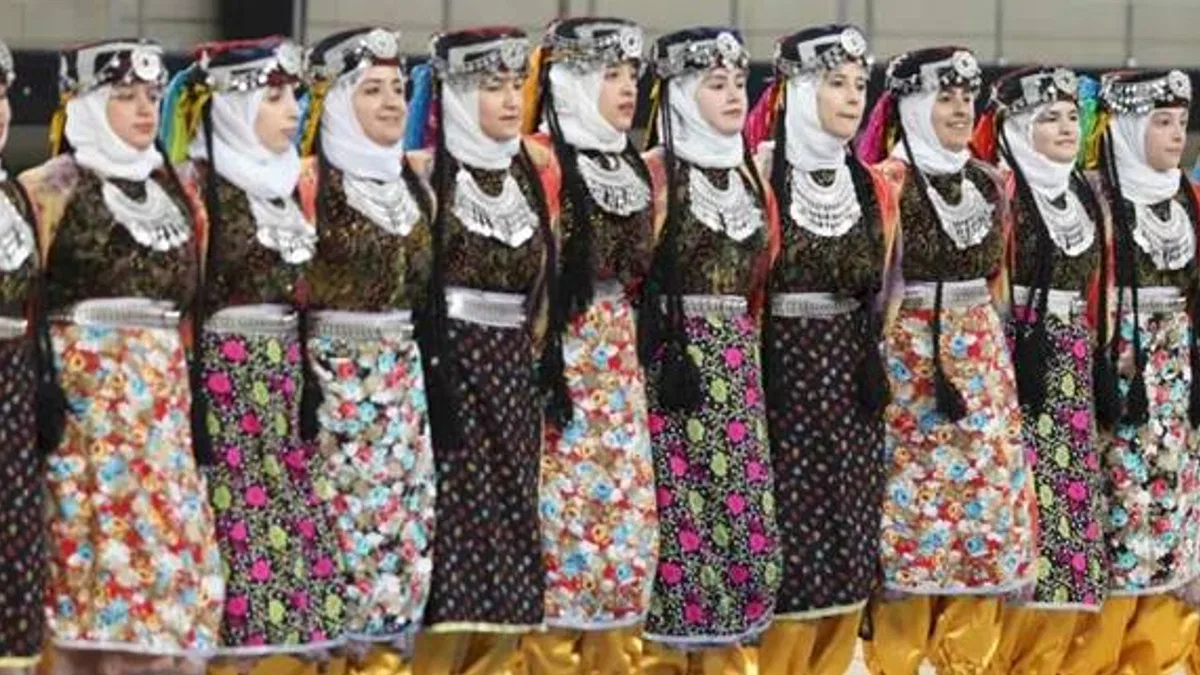 Mardin'de Halk Oyunları kulüpler arası il yarışması düzenlendi