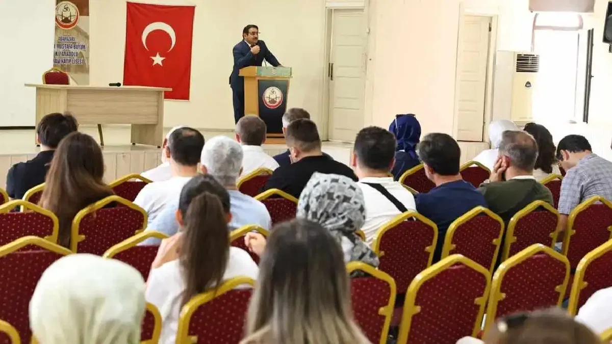 Sakarya’da Eğitim Kurumları Yönetici Yetiştirme Programı başladı
