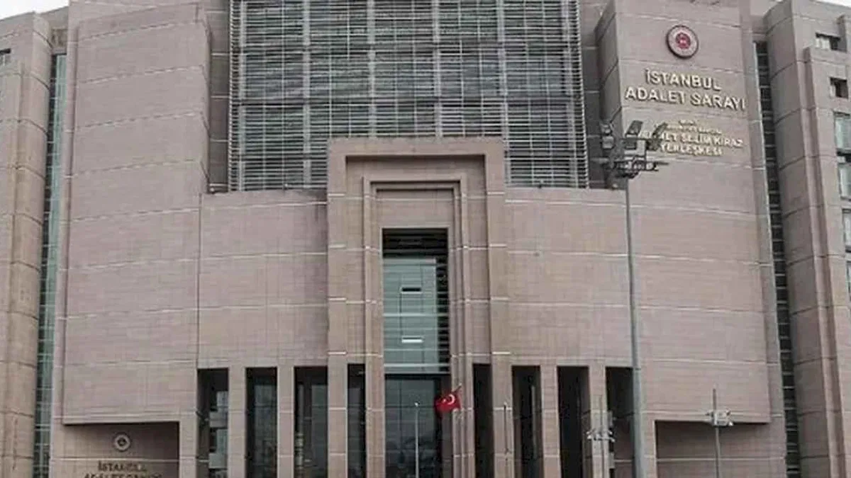İstanbul'da 9 belediyeye operasyon! 10 gözaltı