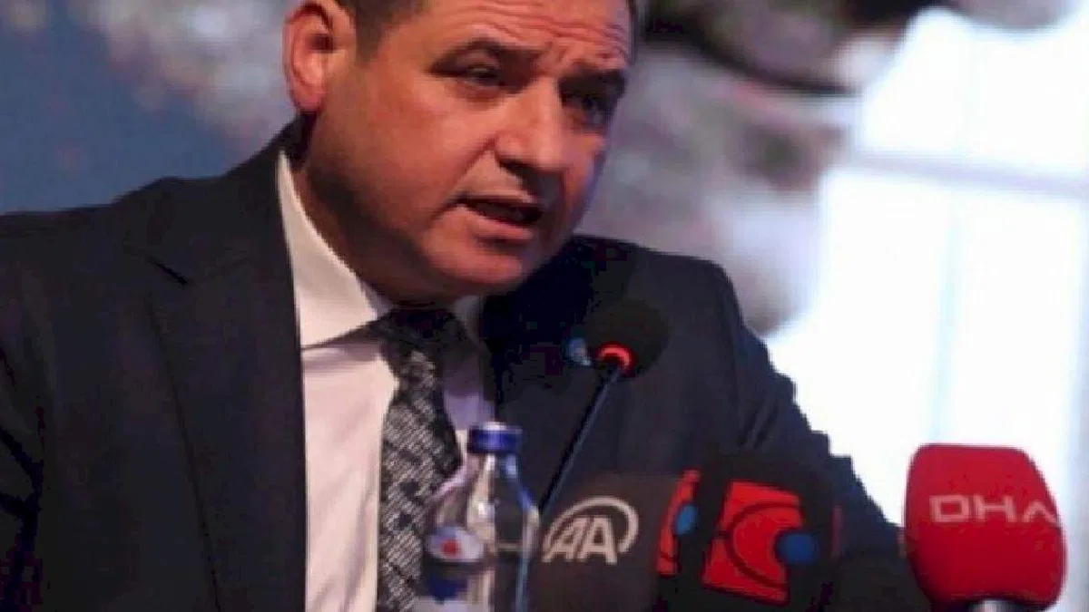İYİ Partili Acur: Önceliğimiz ülkemiz ve milletimizdir