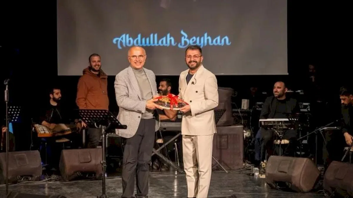 Malatya’da Ramazan akşamına ilahi dinletisi