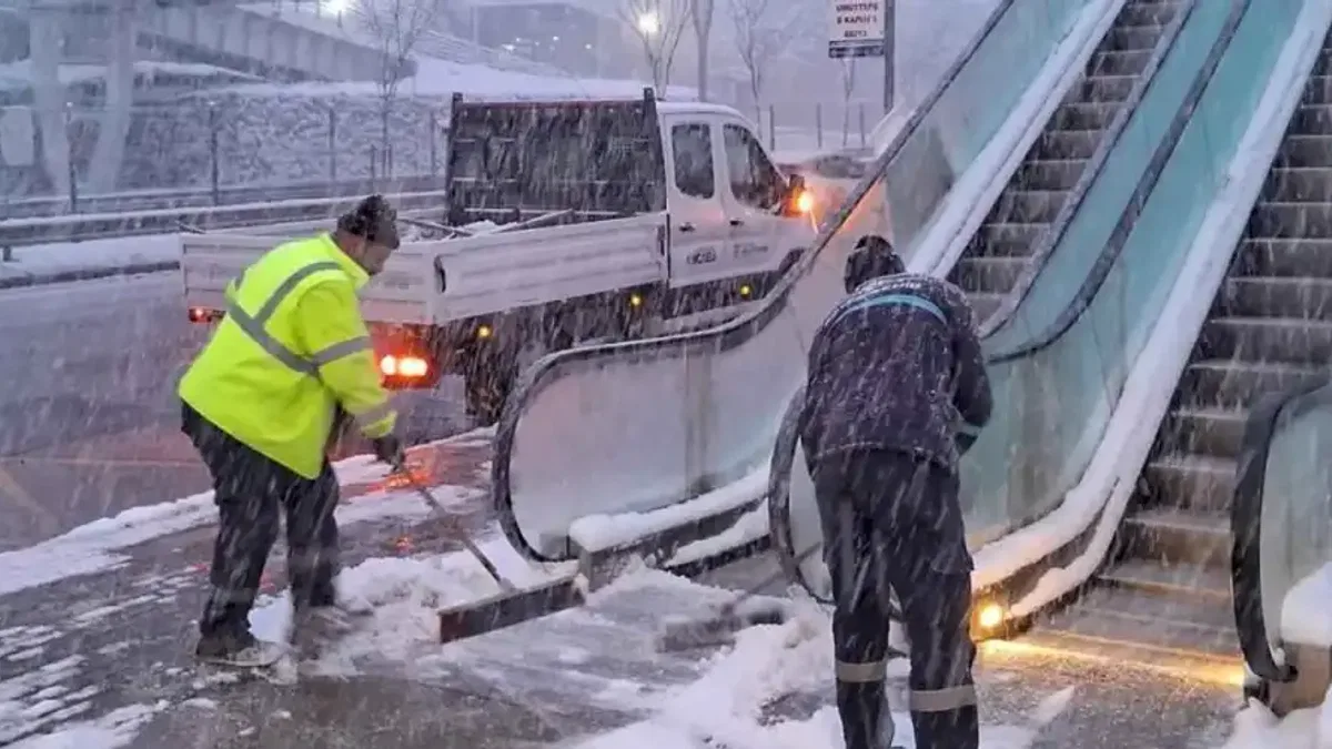 Kocaeli'de Büyükşehir ekipleri, yaya güvenliği için sahada