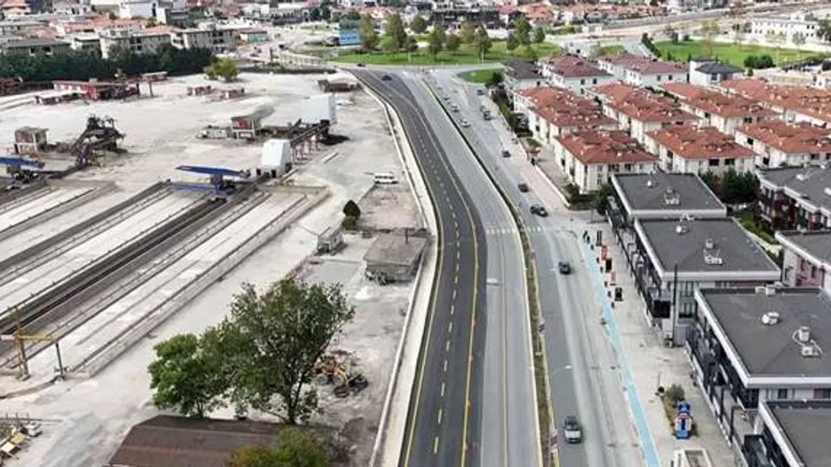 Sakarya Yazlık Kavşağı ile Millet Bahçesi arasındaki yol genişletme tamamlandı