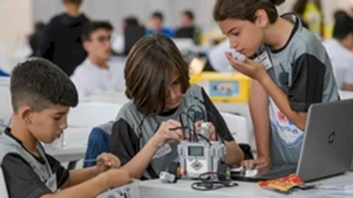 Dünya Robot Olimpiyatı Finali'nde İzmir'de buluşuyor!