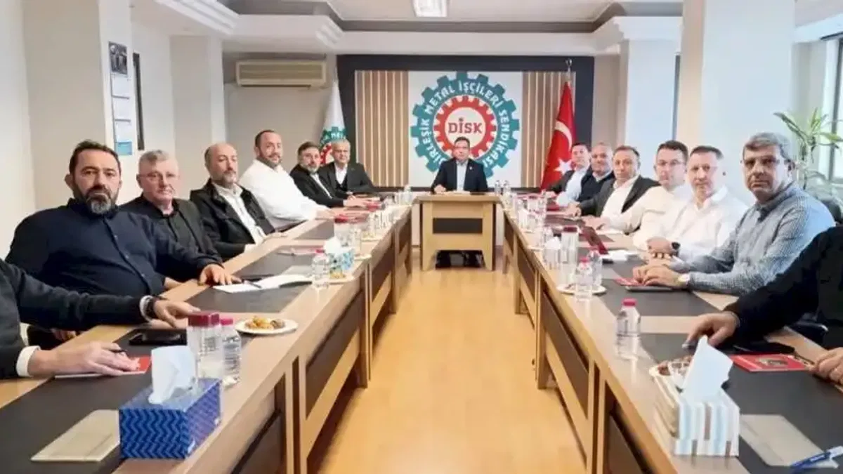DİSK'ten MESS'e karşı eylem takvimi belli oldu