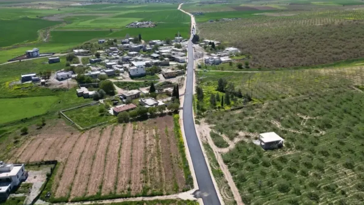 Şanlıurfa kırsalında asfalt çalışmalarına devam