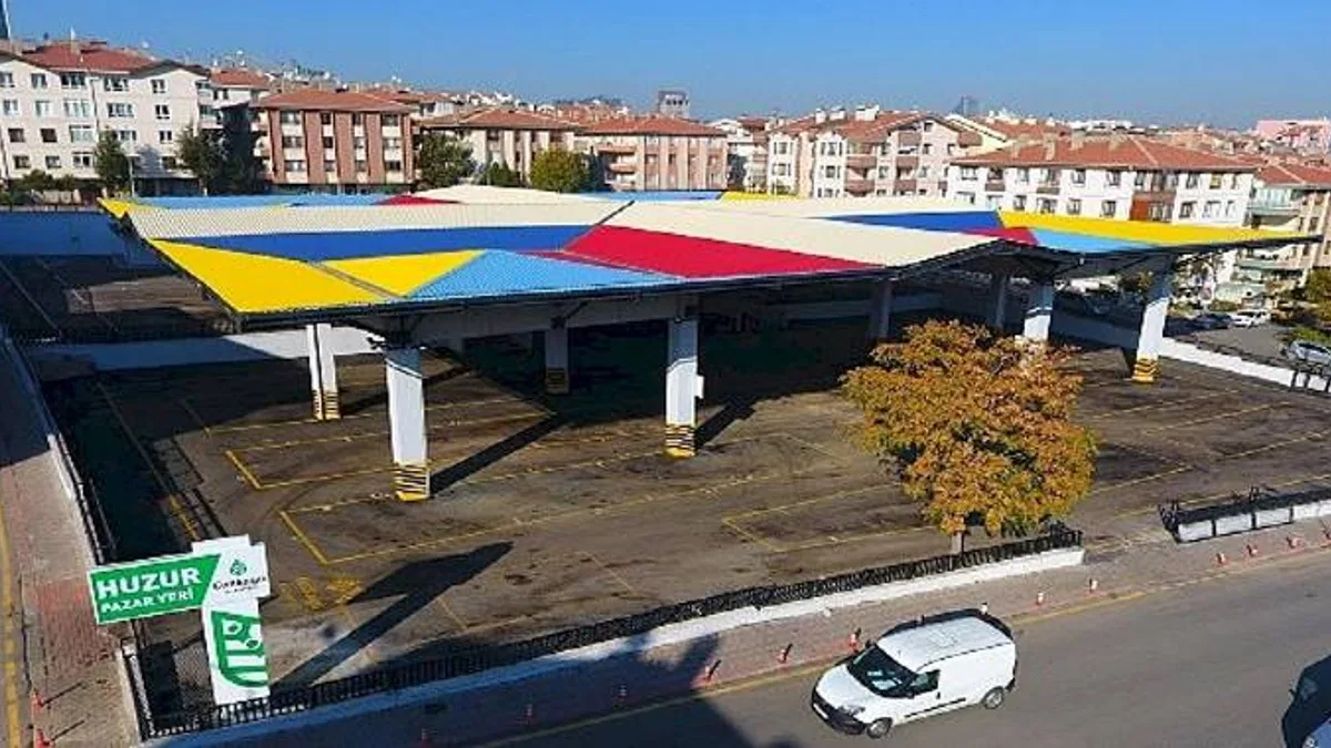 Taşdelen, 4 Yeni Pazar Yeni Yaptı, Mevcutların da Üzerini Kapattı ve Yeniledi