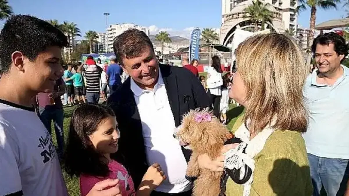 Karşıyaka Belediyesi'nden Hayvanseverlere İletişim Eğitimi