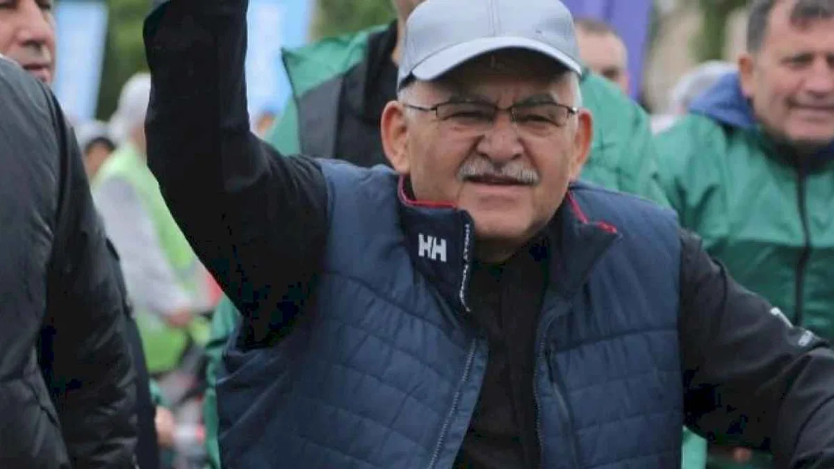 Başkan Büyükkılıç, bisikletseverlerle pedal çevirdi