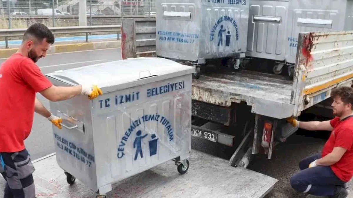 Daha temiz İzmit için yeni konteynerler sahada