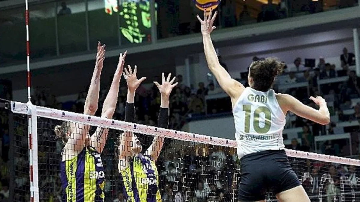 VakıfBank Sezonu Şampiyonlar Kupası'yla Açtı