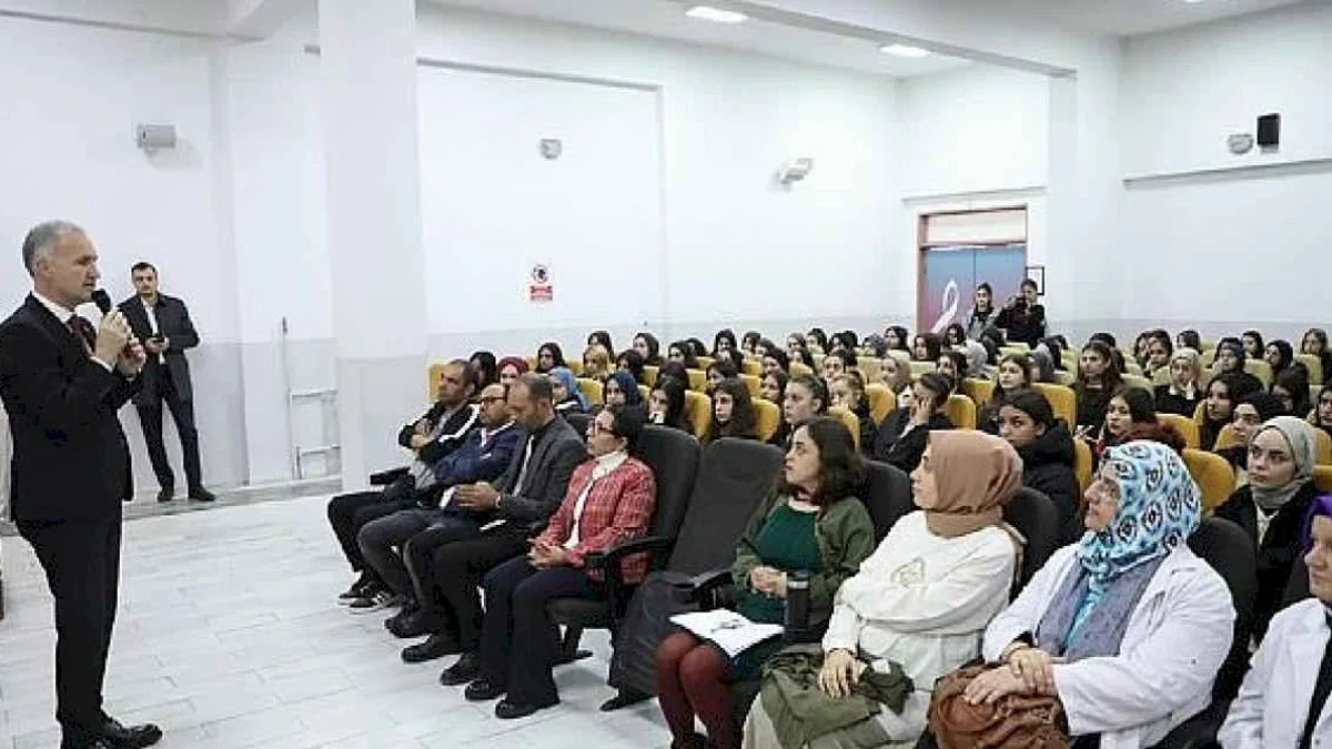 "Gençlerimizin Bildirimlerini Bekliyoruz"