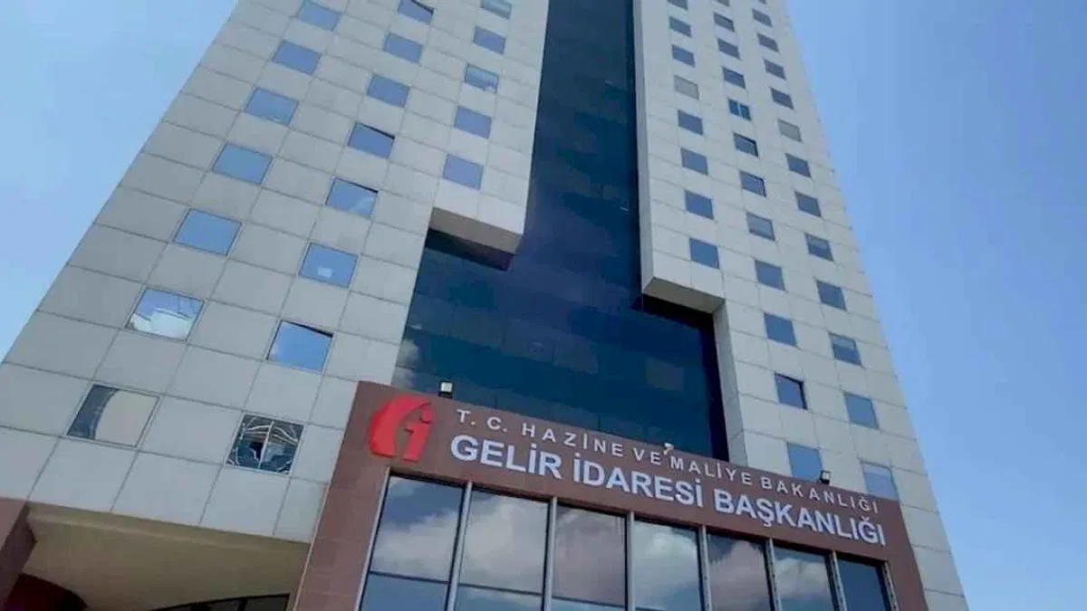 GİB: Hiçbir şirketin vergi borcu ertelenmemiştir