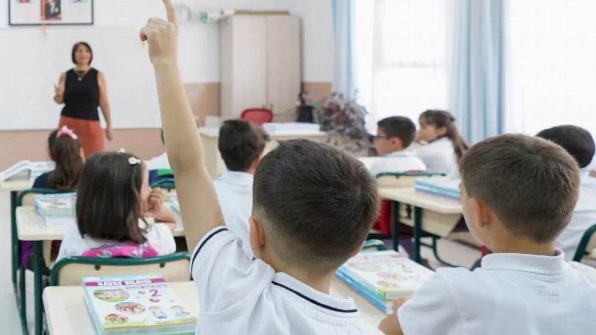 Okullarda sınavlar ertelendi... MEB, sınav takvimini güncelledi