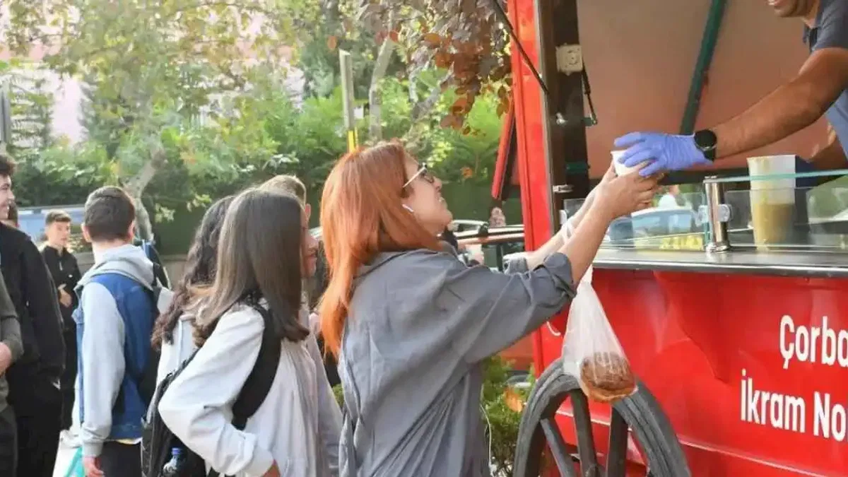 Manisa'da vatandaşa sıcak destek