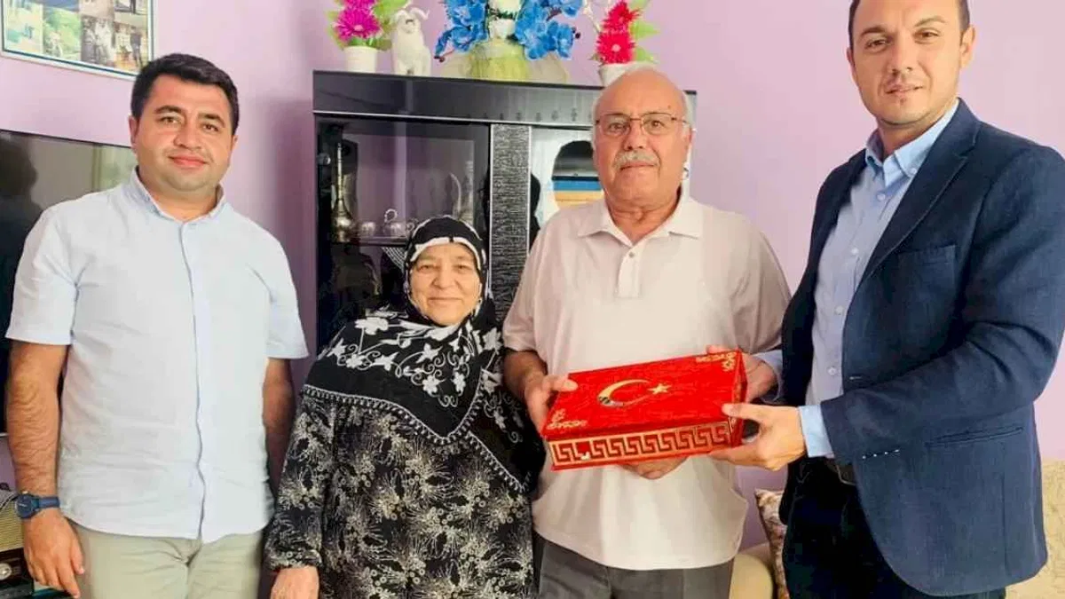 İzmit Belediyesi’nden Kıbrıs gazilerine vefa ziyareti
