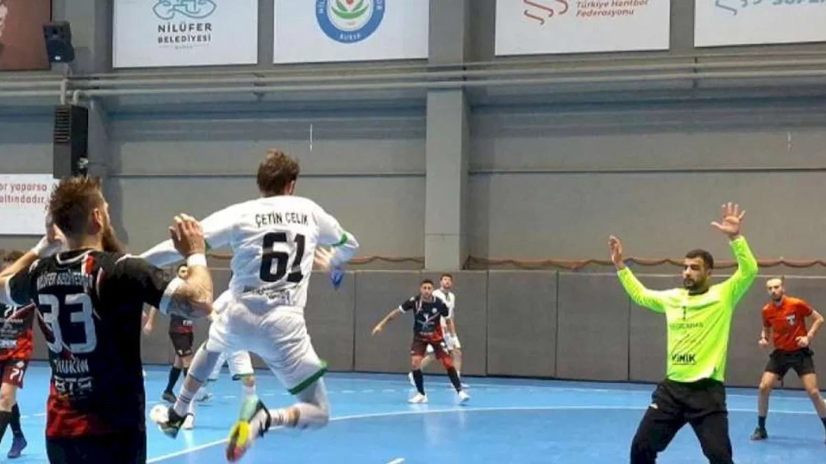 Sakarya galibiyet serisini Bursa’da sürdürdü