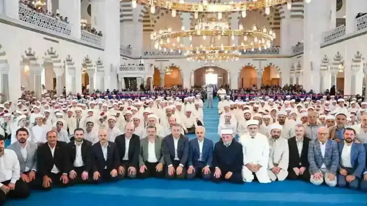 Hafızlara toplu icazet merasimi