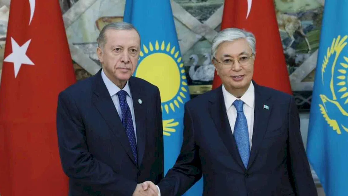 Cumhurbaşkanı Erdoğan, Tokayev ile görüştü