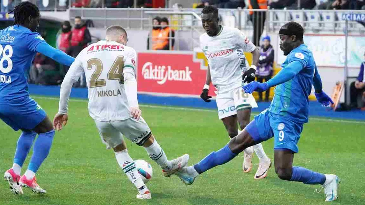 Çaykur Rizespor 1-1 Tümosan Konyaspor (Maç Sonucu) Rize'de puanlar paylaşıldı!