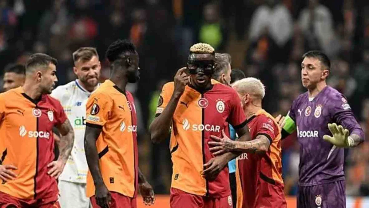 Galatasaray 3-3 Dinamo Kiev (Maç Sonucu) Aslan, evinde Dinamo Kiev'e takıldı!