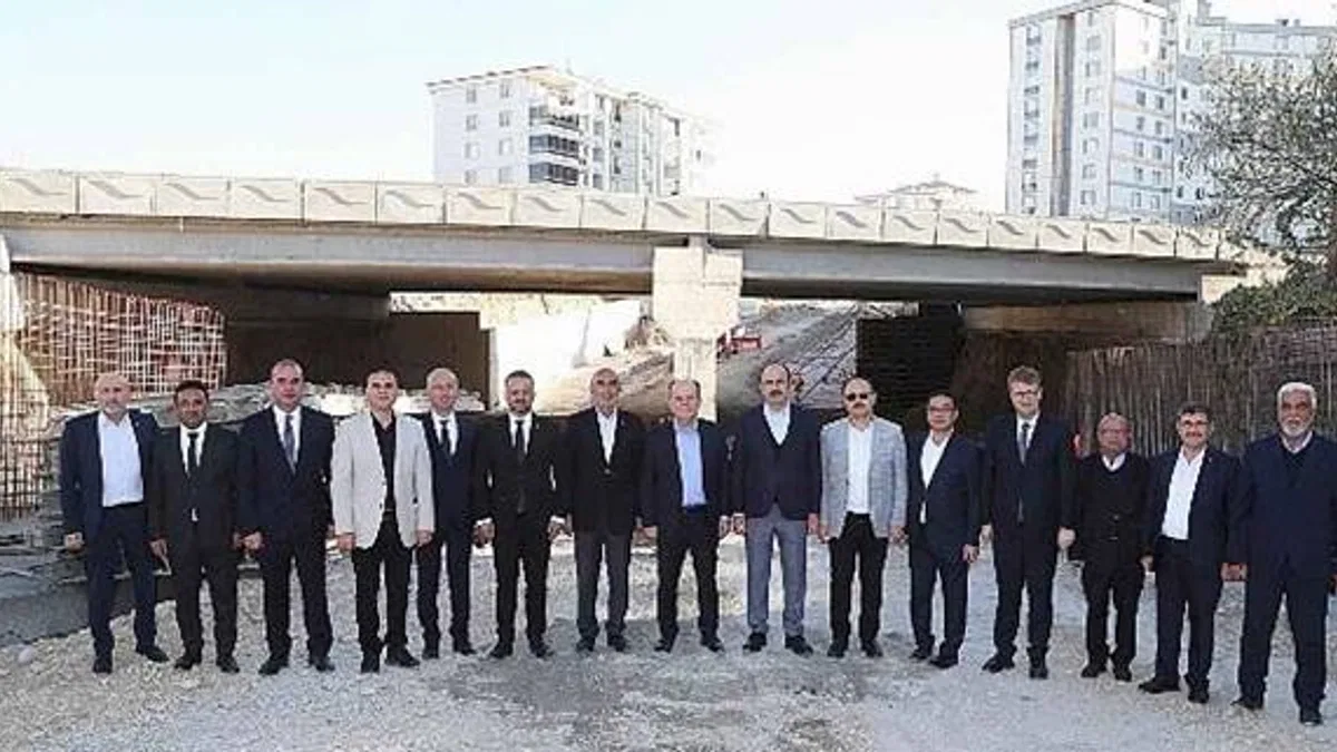 Milletvekili Baykan, Başkan Altay ve İl Başkanı Angı Ereğli'de Karaman-Ulukışla Hızlı Tren Hattı Çalışmalarını İnceledi