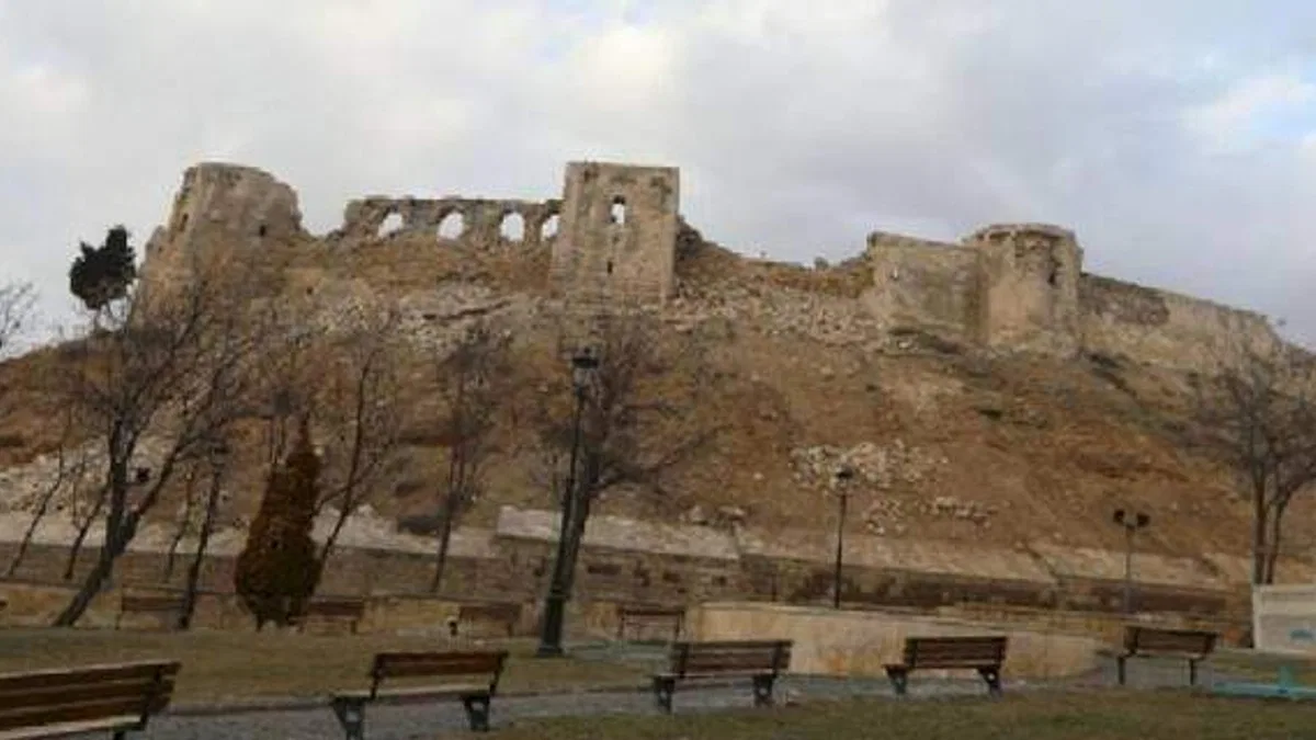 Gaziantep'te 'Bilim Kurulu' hasarlı binalar için toplandı