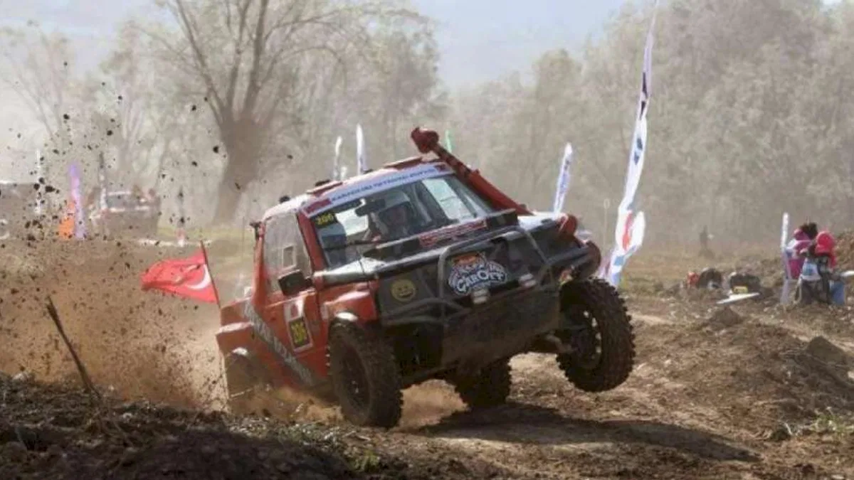 Off Road'da adrenalin tavan yaptı