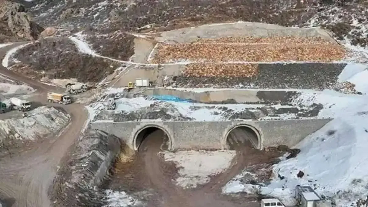 8 Bakan gören Sivas'taki tünel, 11 yıldır bitirilemedi!