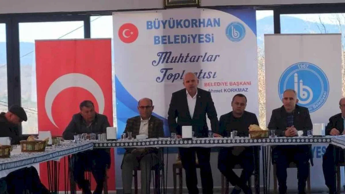 Bursa Büyükorhan'da Başkan Korkmaz muhtarlarla buluştu
