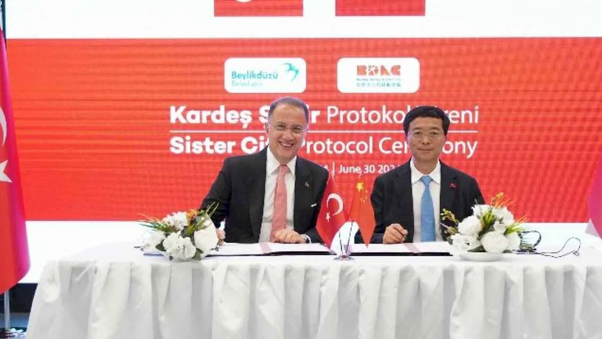 Beylikdüzü ile  Beijing-Daxing Havalimanı Kenti kardeşlik protokolü imzaldı
