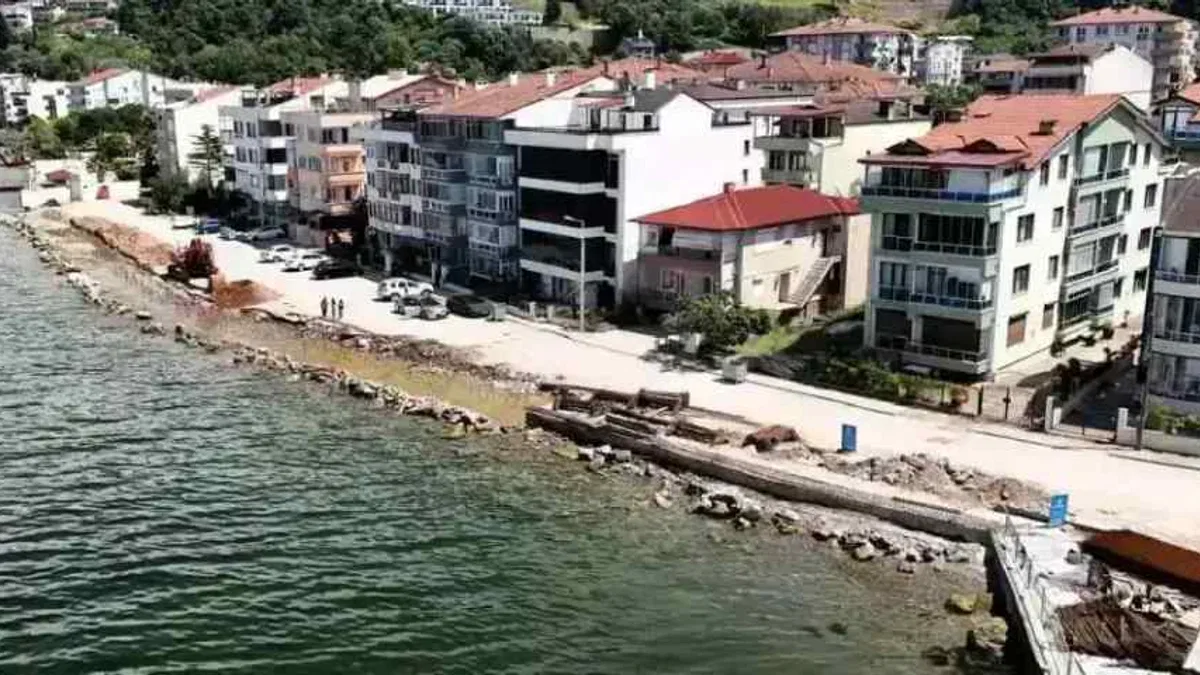 Kocaeli Ulaşlı’daki olası taşkın riskine dal kırıcı set!