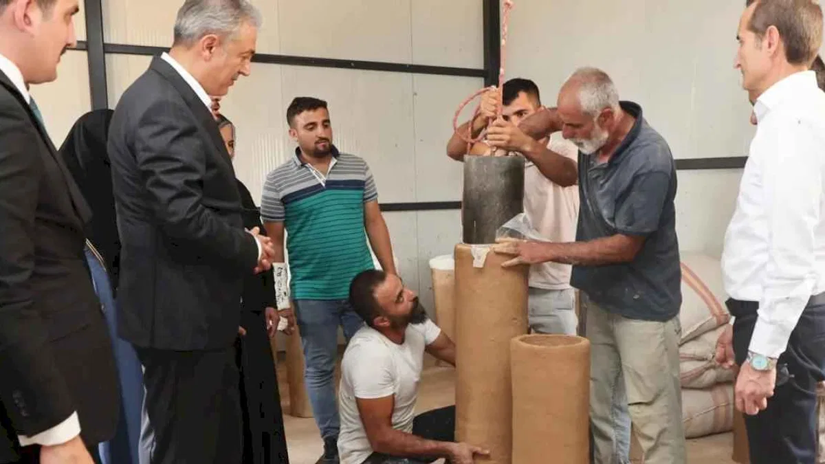 Mardin’de geleneksel arı kovanı üretimi başladı