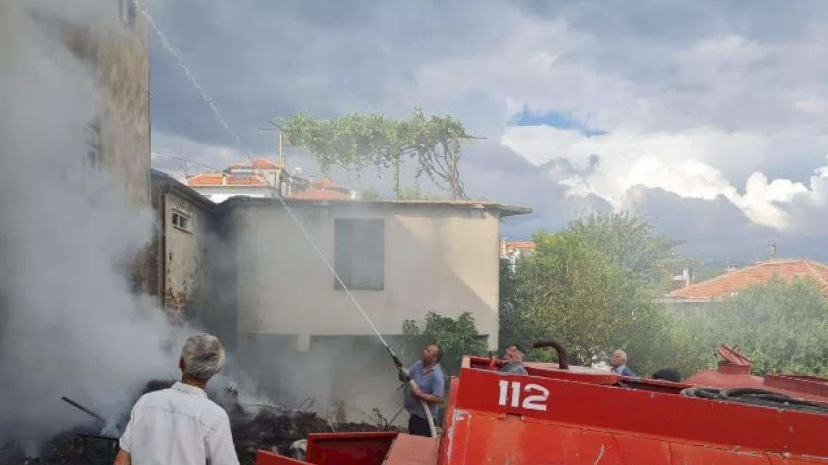 Muğla'da yangına ilk müdahale tankerleri görevde