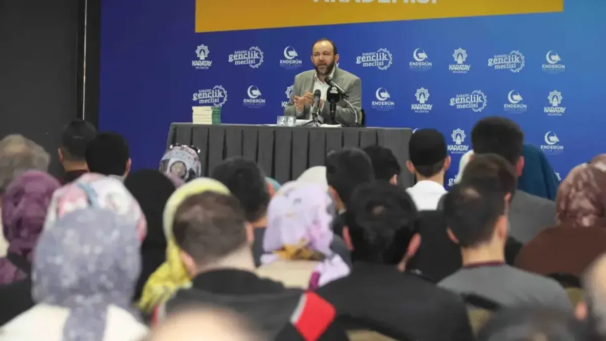 Konya Karatay'da aile gelişim akademisine yoğun ilgi