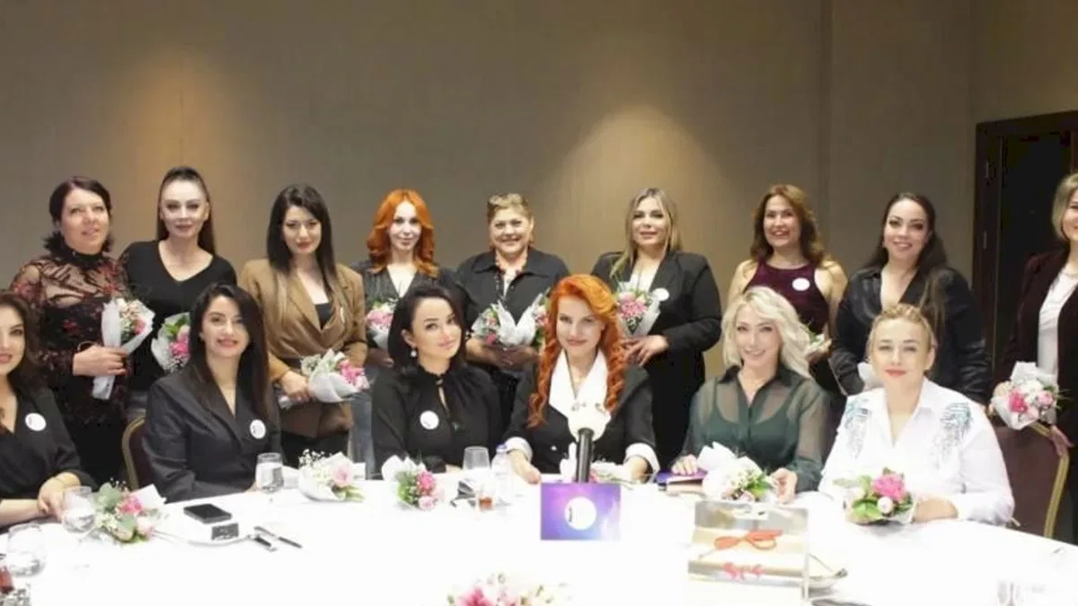Kadın Liderler Kulübü Çığ Gibi Büyüyor
